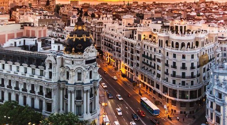 Elegant Madrid & Valencia & Barcelona PGS İle 4 Gece (F0146)